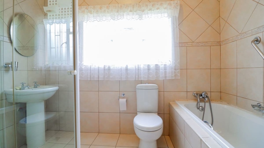 3 Bedroom Property for Sale in Doringkruin North West